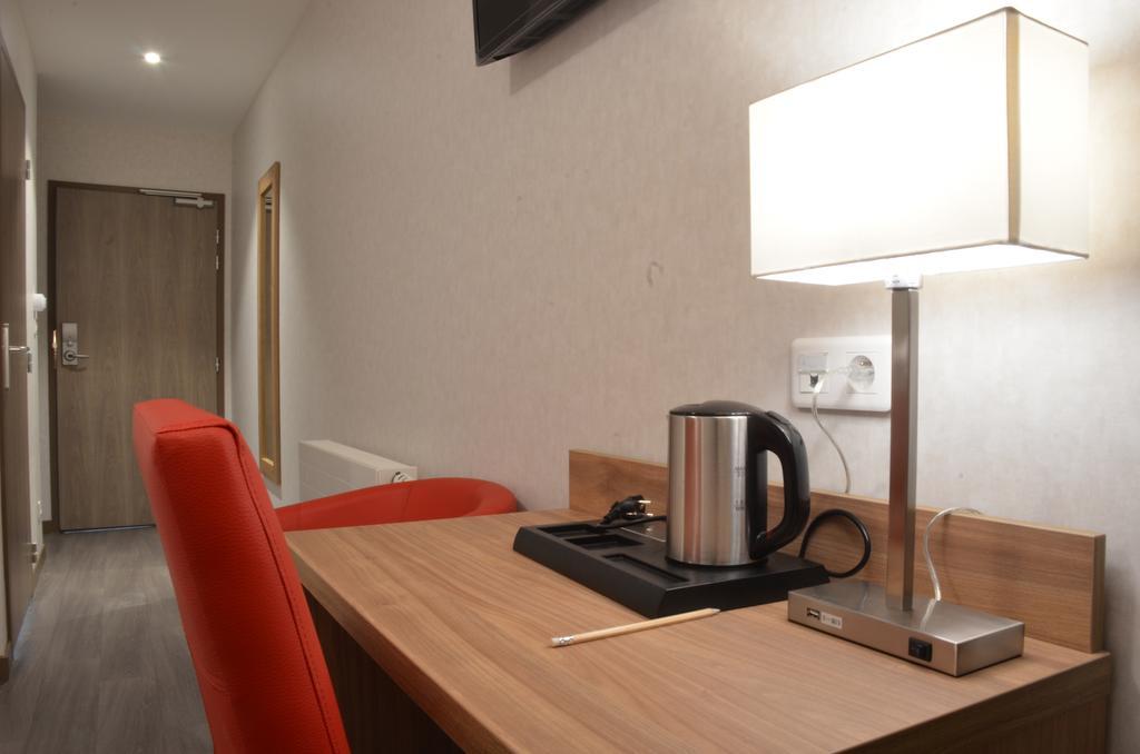 Logis Hotel - La Chambre D'Amiens Exterior photo