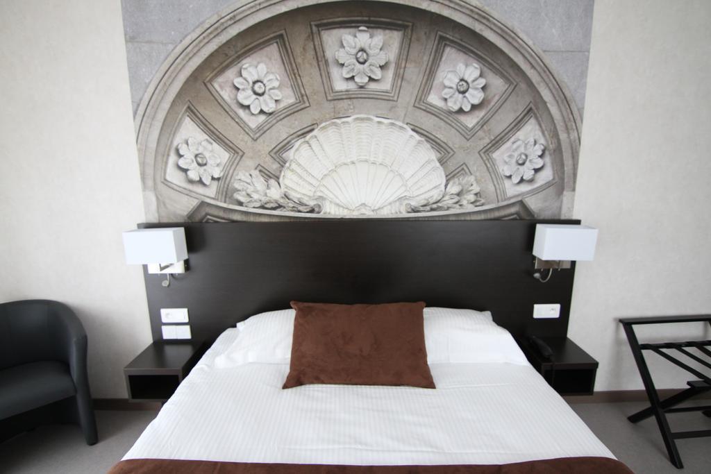 Logis Hotel - La Chambre D'Amiens Exterior photo