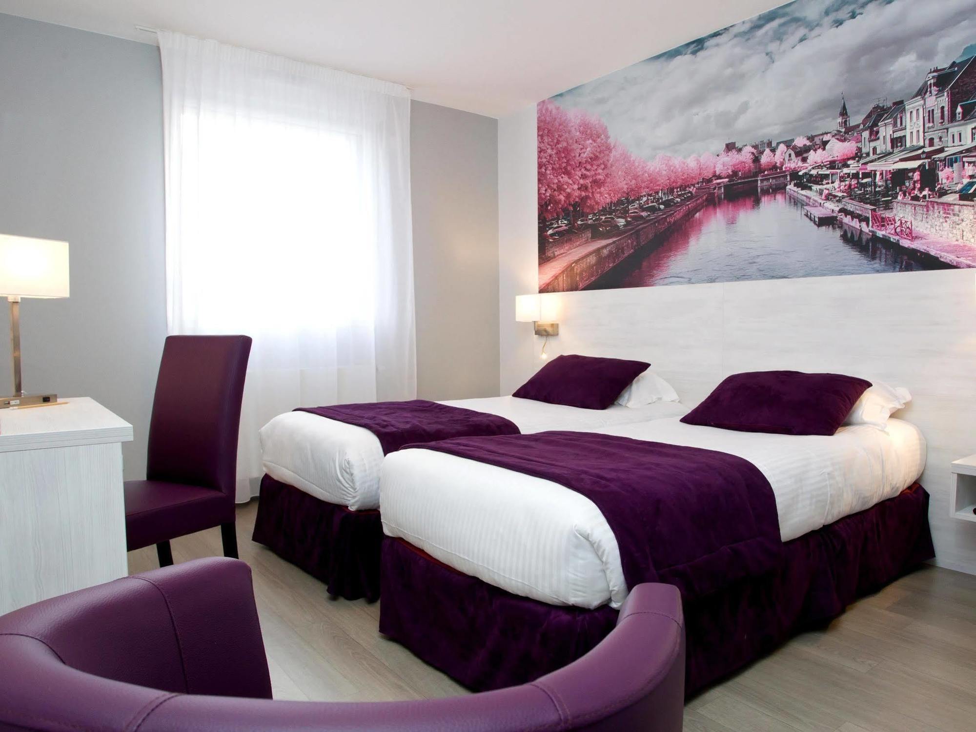 Logis Hotel - La Chambre D'Amiens Exterior photo